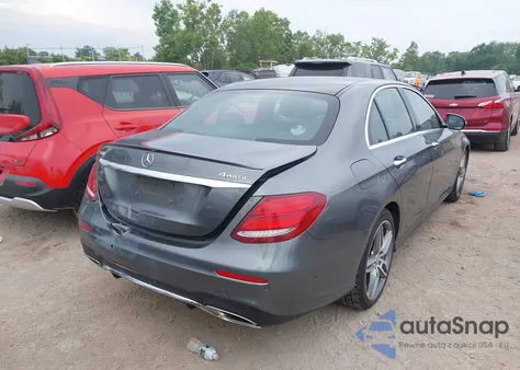 2017 Mercedes-Benz E 300 4Matic из США, поврежденный, VIN WDDZF4KB0HA191202